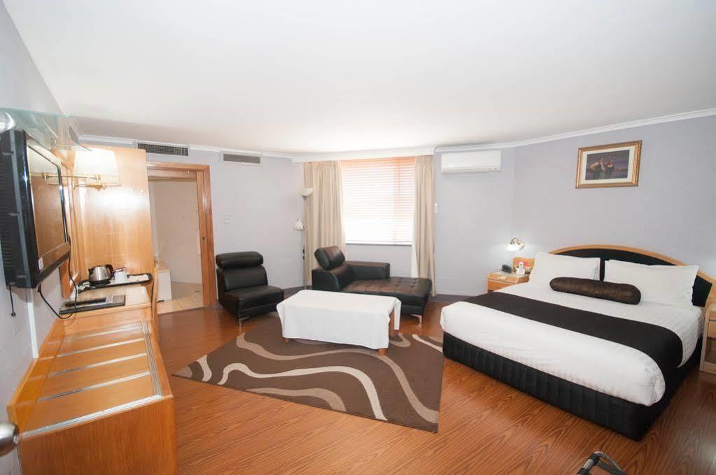 Capital Airport Motel Queanbeyan Exterior photo